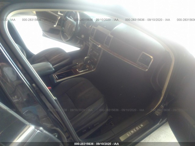 Photo 4 VIN: 3LNHL2GC2CR828914 - LINCOLN MKZ 