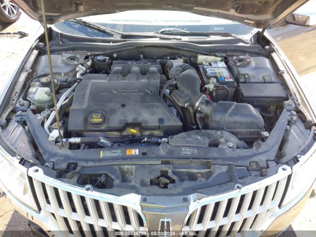 Photo 9 VIN: 3LNHL2GC3AR627116 - LINCOLN MKZ 