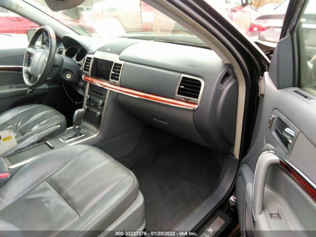 Photo 4 VIN: 3LNHL2GC3AR628525 - LINCOLN MKZ 