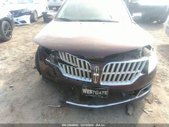 Photo 5 VIN: 3LNHL2GC3BR762825 - LINCOLN MKZ 