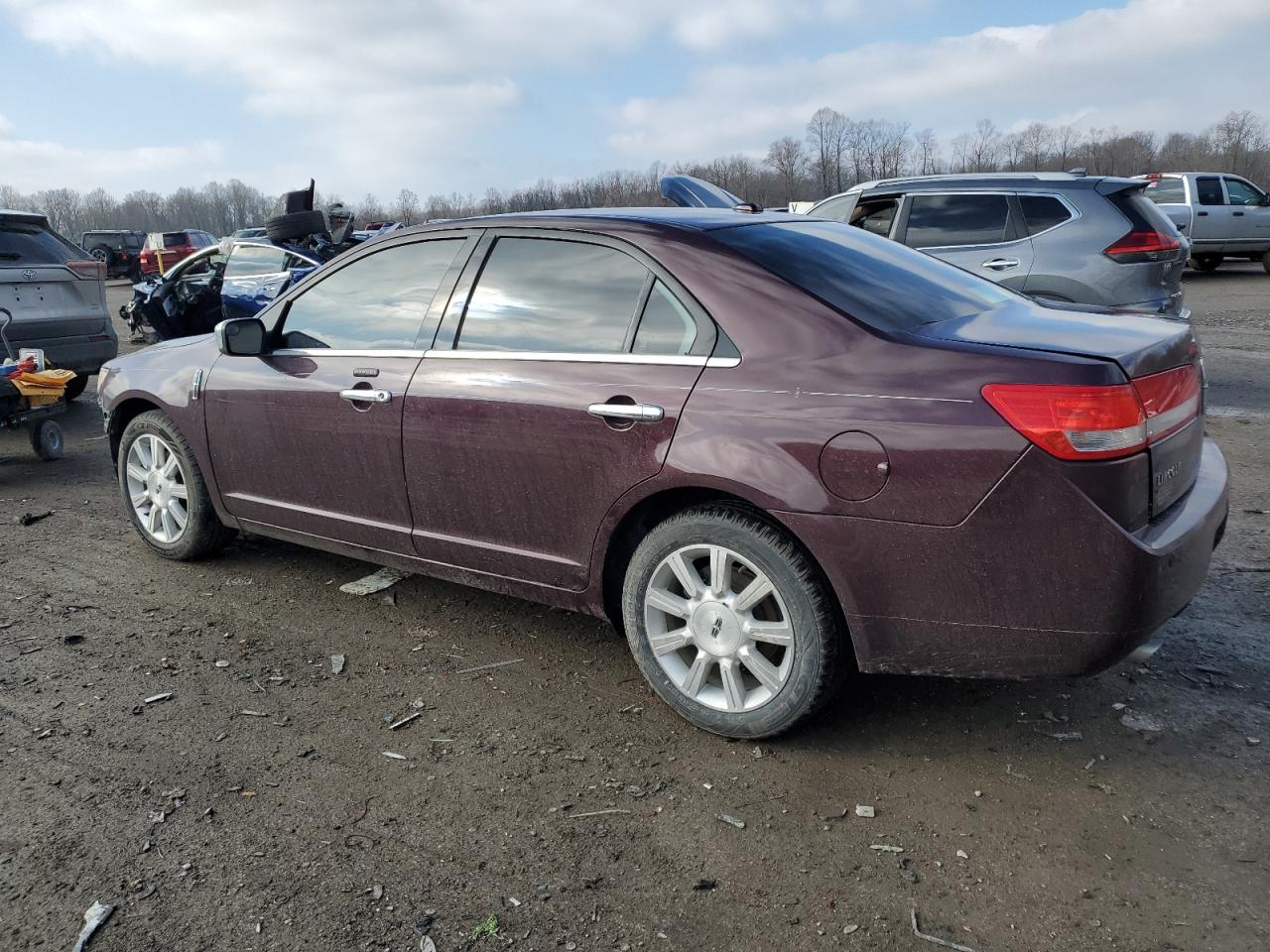 Photo 1 VIN: 3LNHL2GC3BR766356 - LINCOLN MKZ 