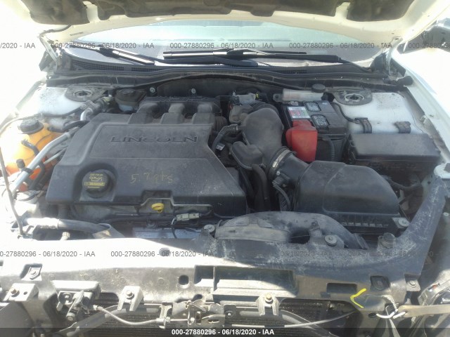 Photo 9 VIN: 3LNHL2GC3CR814648 - LINCOLN MKZ 