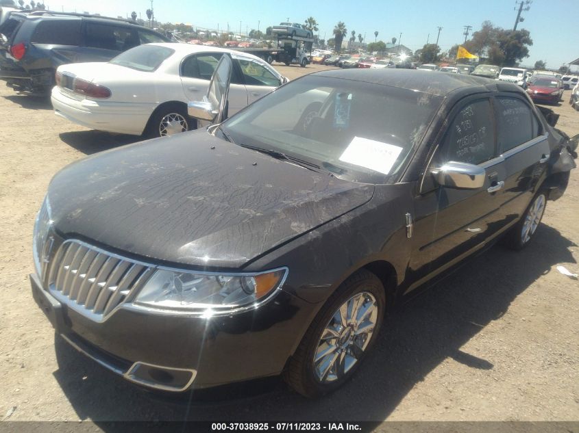 Photo 1 VIN: 3LNHL2GC3CR829893 - LINCOLN MKZ 