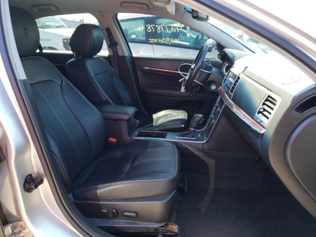 Photo 4 VIN: 3LNHL2GC3CR832647 - LINCOLN MKZ 