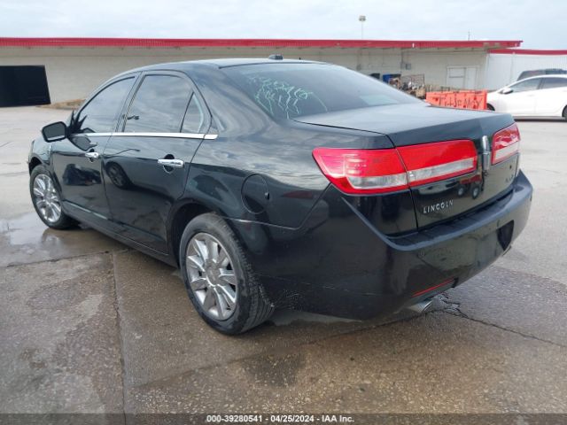 Photo 2 VIN: 3LNHL2GC3CR835418 - LINCOLN MKZ 