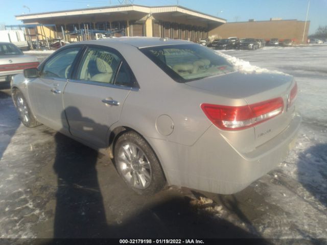 Photo 2 VIN: 3LNHL2GC4AR605657 - LINCOLN MKZ 