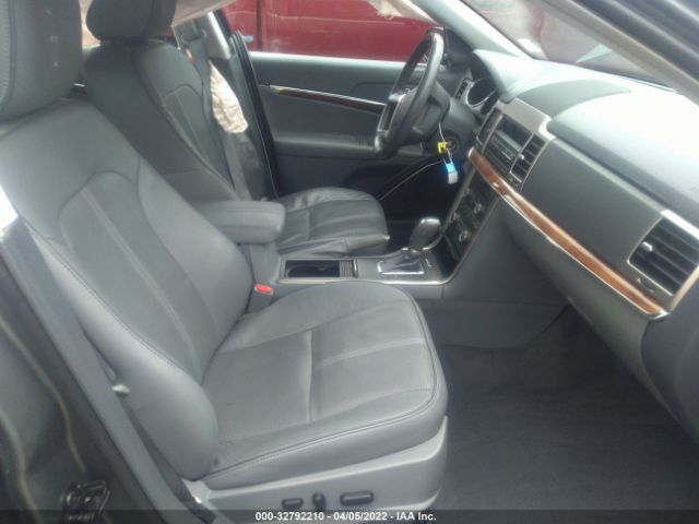 Photo 4 VIN: 3LNHL2GC4AR640991 - LINCOLN MKZ 