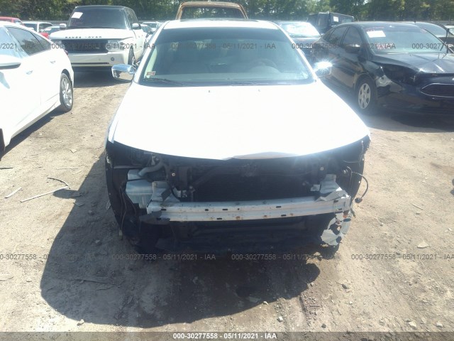 Photo 5 VIN: 3LNHL2GC4AR753467 - LINCOLN MKZ 