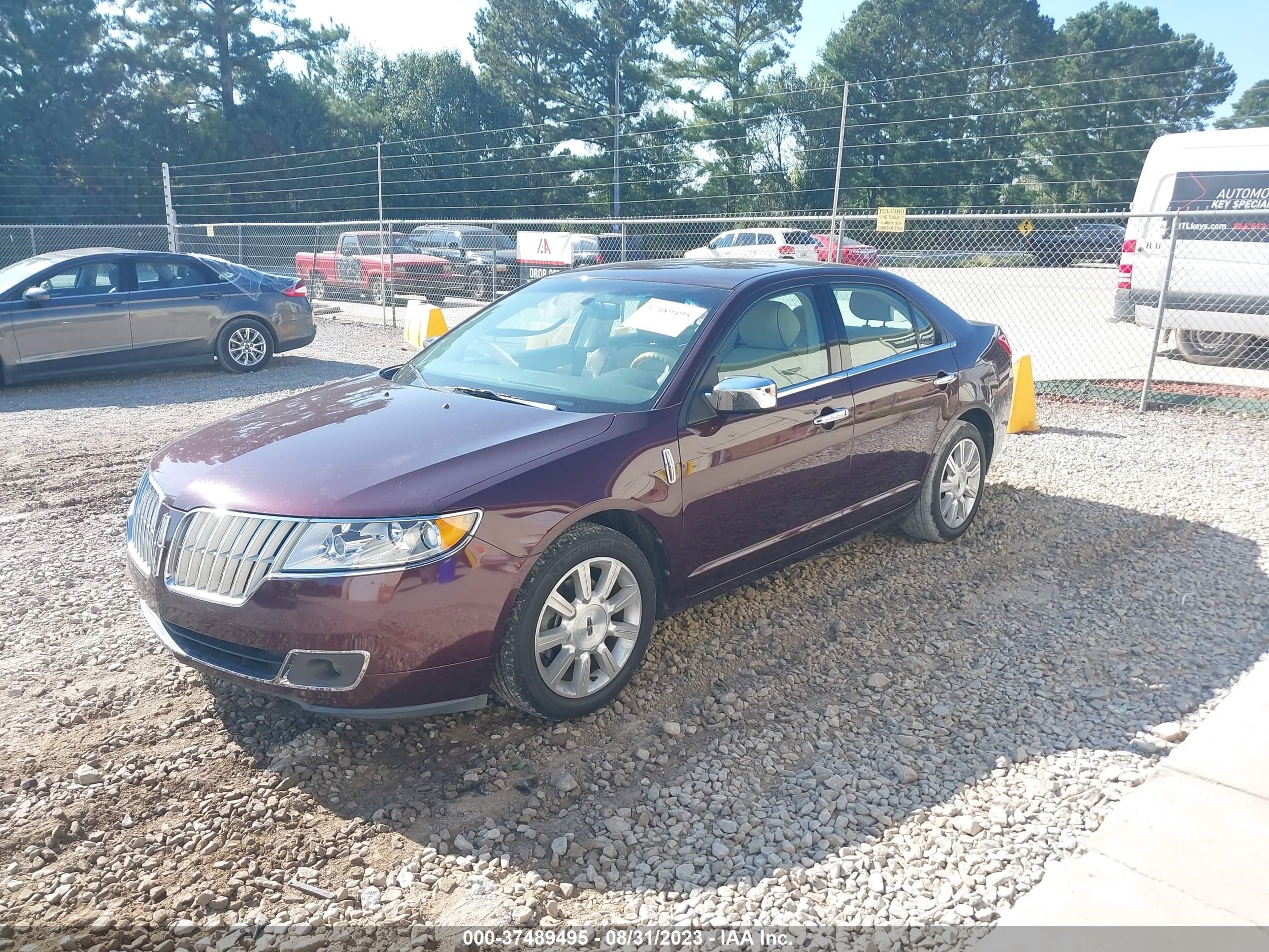 Photo 1 VIN: 3LNHL2GC4BR768293 - LINCOLN MKZ 