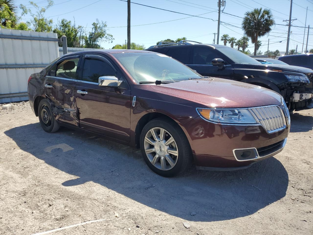 Photo 3 VIN: 3LNHL2GC4CR805733 - LINCOLN MKZ 