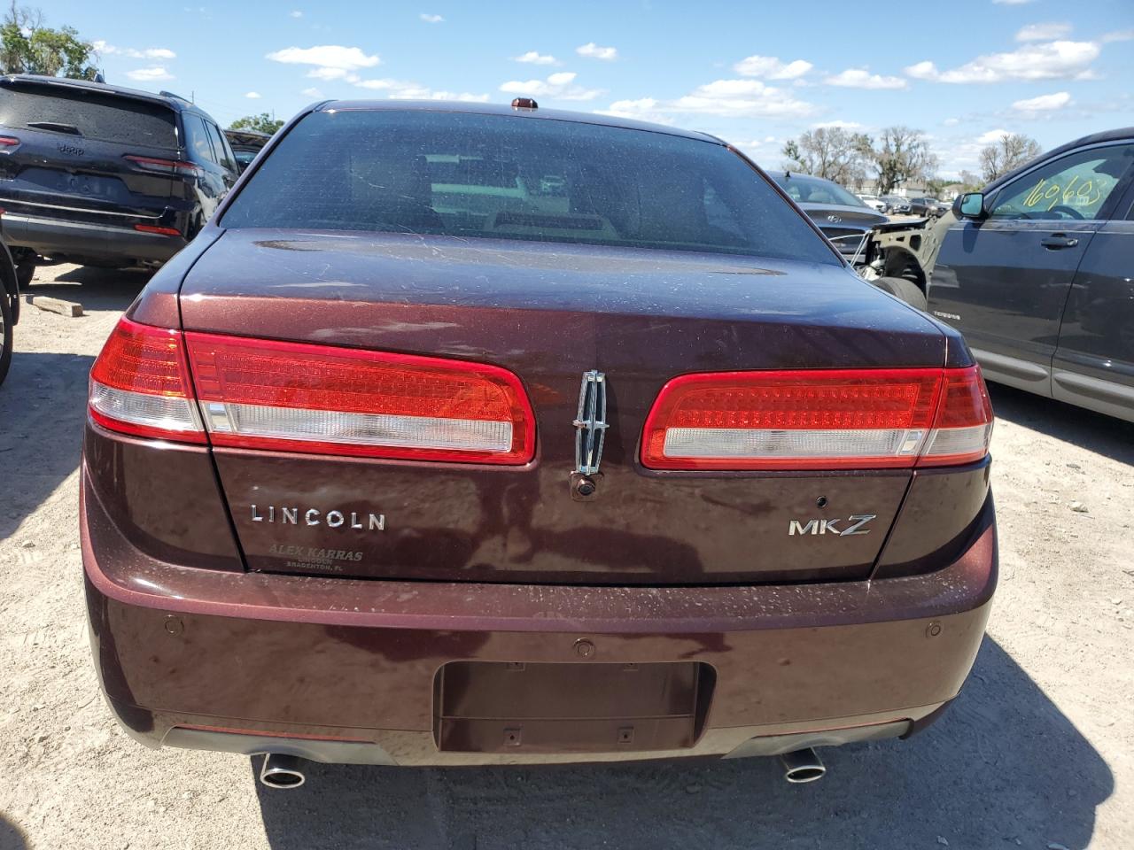 Photo 5 VIN: 3LNHL2GC4CR805733 - LINCOLN MKZ 