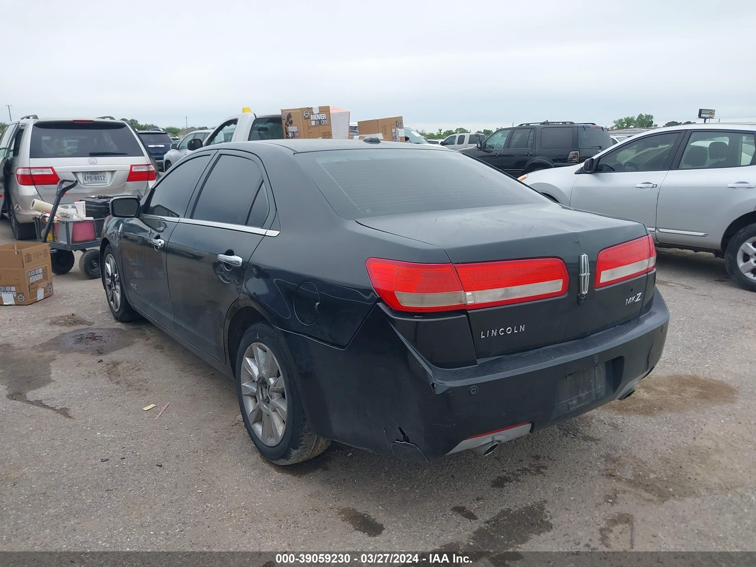 Photo 2 VIN: 3LNHL2GC4CR814609 - LINCOLN MKZ 