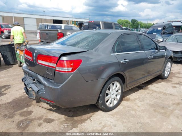 Photo 3 VIN: 3LNHL2GC4CR830051 - LINCOLN MKZ 