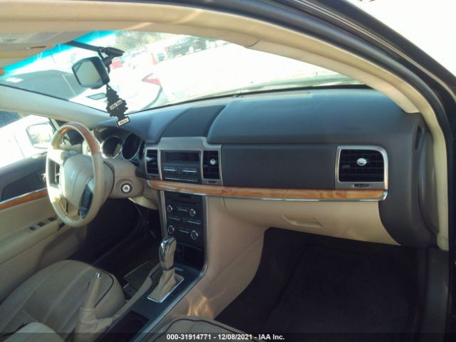 Photo 4 VIN: 3LNHL2GC5AR640496 - LINCOLN MKZ 