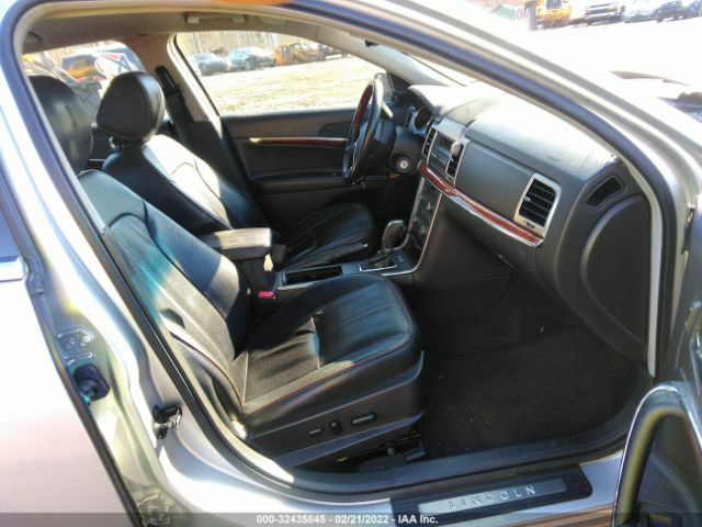 Photo 4 VIN: 3LNHL2GC5CR821438 - LINCOLN MKZ 