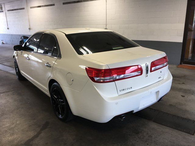 Photo 2 VIN: 3LNHL2GC5CR832830 - LINCOLN MKZ 