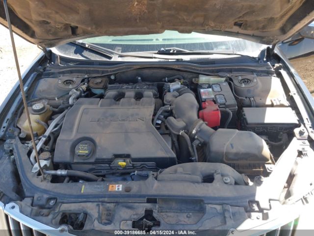 Photo 9 VIN: 3LNHL2GC6AR604042 - LINCOLN MKZ 