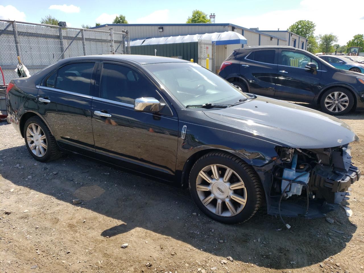 Photo 3 VIN: 3LNHL2GC6AR627840 - LINCOLN MKZ 