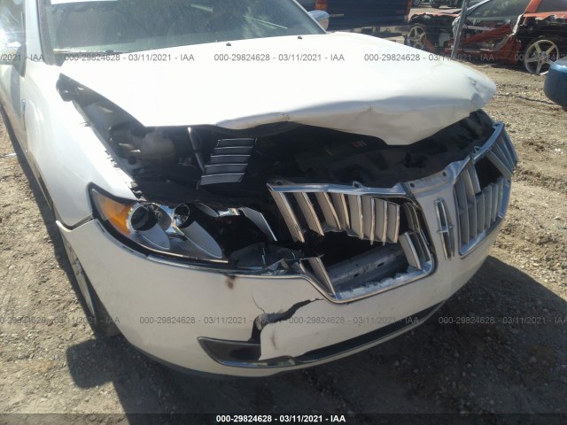 Photo 5 VIN: 3LNHL2GC6BR760325 - LINCOLN MKZ 