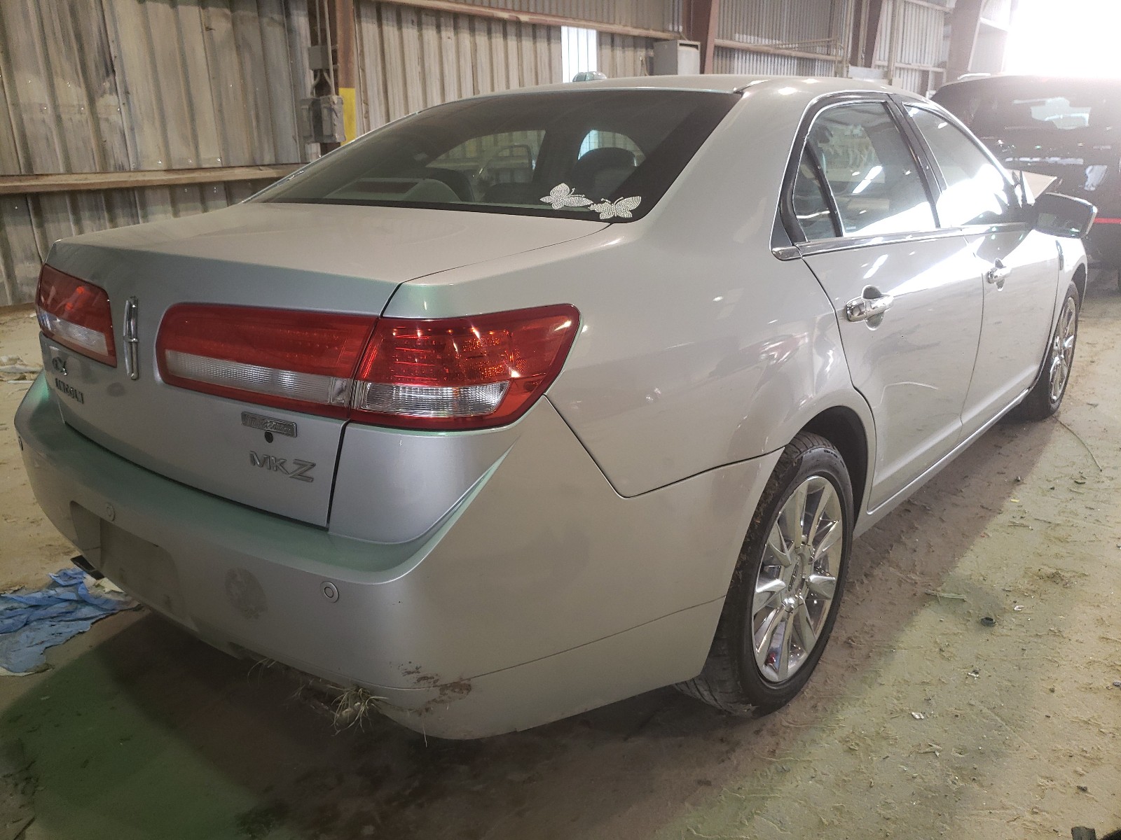 Photo 3 VIN: 3LNHL2GC7AR622890 - LINCOLN MKZ 