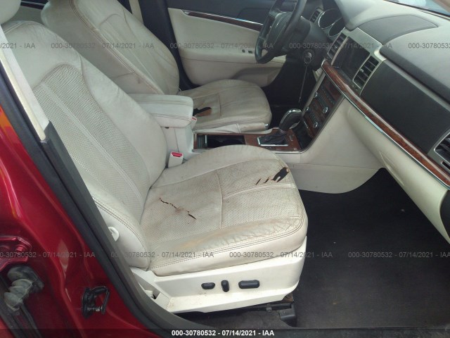 Photo 4 VIN: 3LNHL2GC7BR761533 - LINCOLN MKZ 