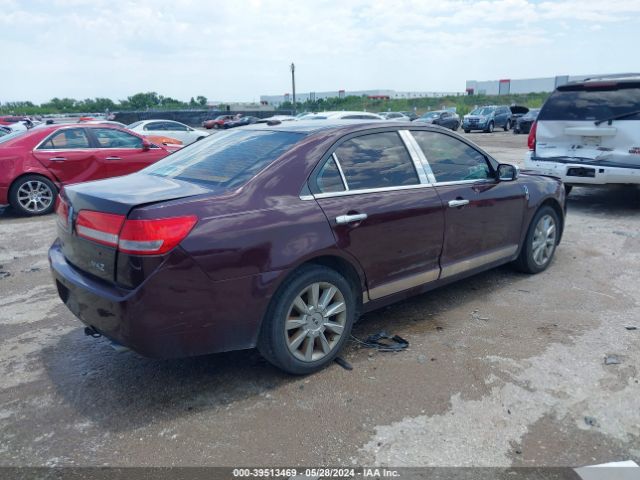 Photo 3 VIN: 3LNHL2GC8CR817089 - LINCOLN MKZ 