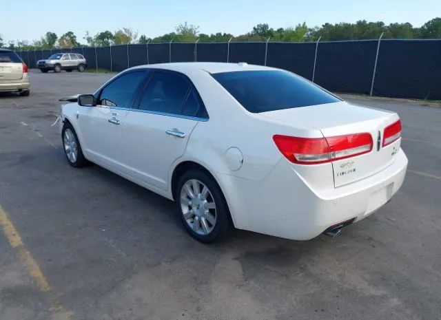 Photo 2 VIN: 3LNHL2GC8CR824074 - LINCOLN MKZ 