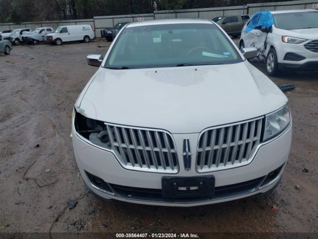 Photo 5 VIN: 3LNHL2GC8CR832353 - LINCOLN MKZ 