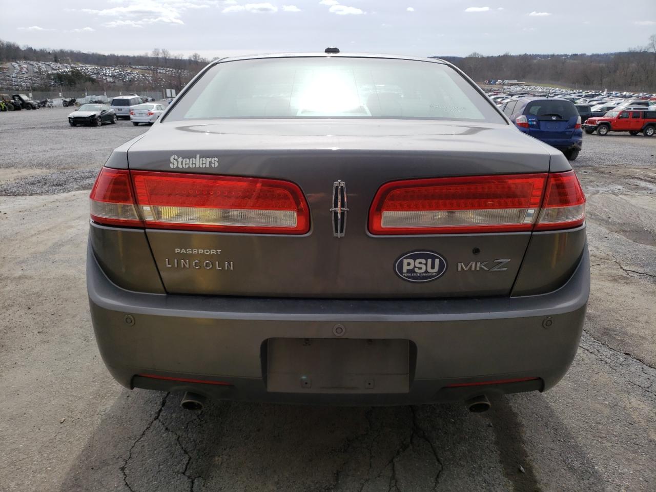 Photo 5 VIN: 3LNHL2GC9AR755232 - LINCOLN MKZ 