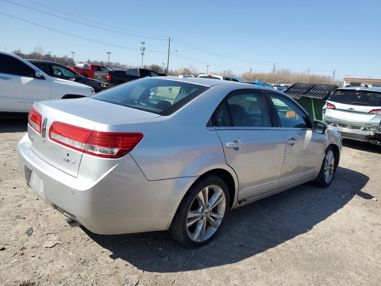 Photo 2 VIN: 3LNHL2GC9BR759248 - LINCOLN MKZ 