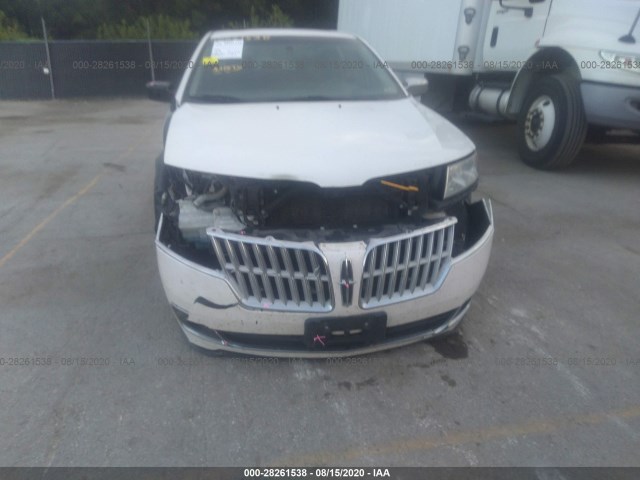 Photo 5 VIN: 3LNHL2GCXAR608658 - LINCOLN MKZ 