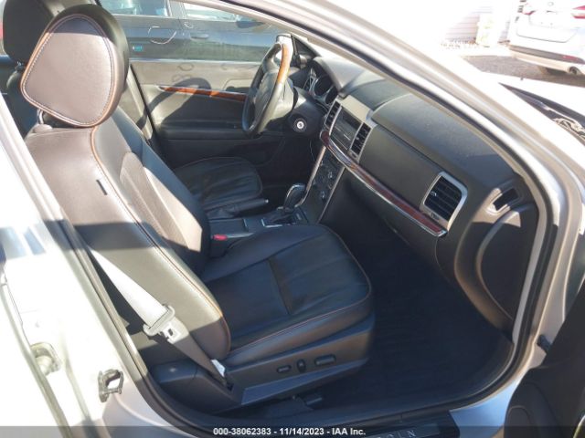 Photo 4 VIN: 3LNHL2GCXBR768458 - LINCOLN MKZ 