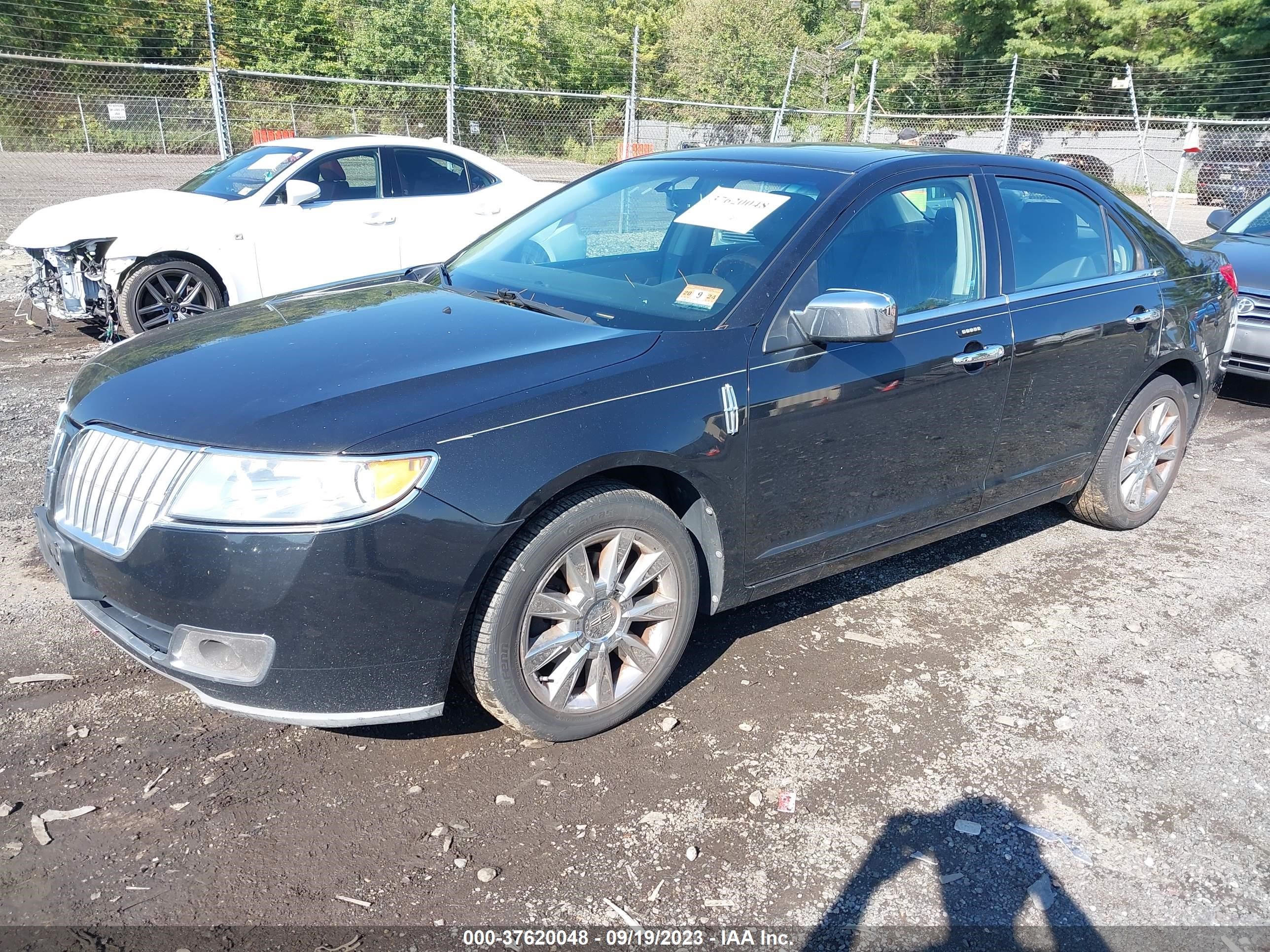 Photo 1 VIN: 3LNHL2GCXBR771392 - LINCOLN MKZ 