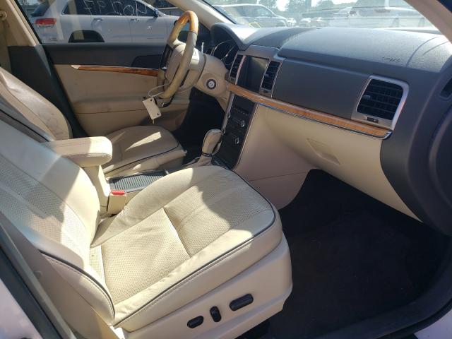 Photo 4 VIN: 3LNHL2GCXCR812105 - LINCOLN MKZ 