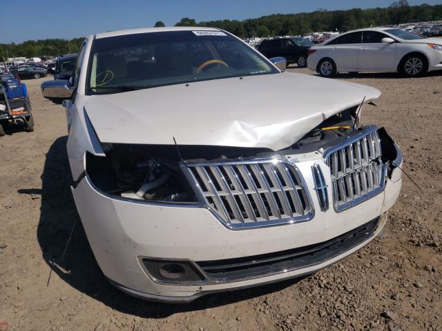 Photo 8 VIN: 3LNHL2GCXCR812105 - LINCOLN MKZ 