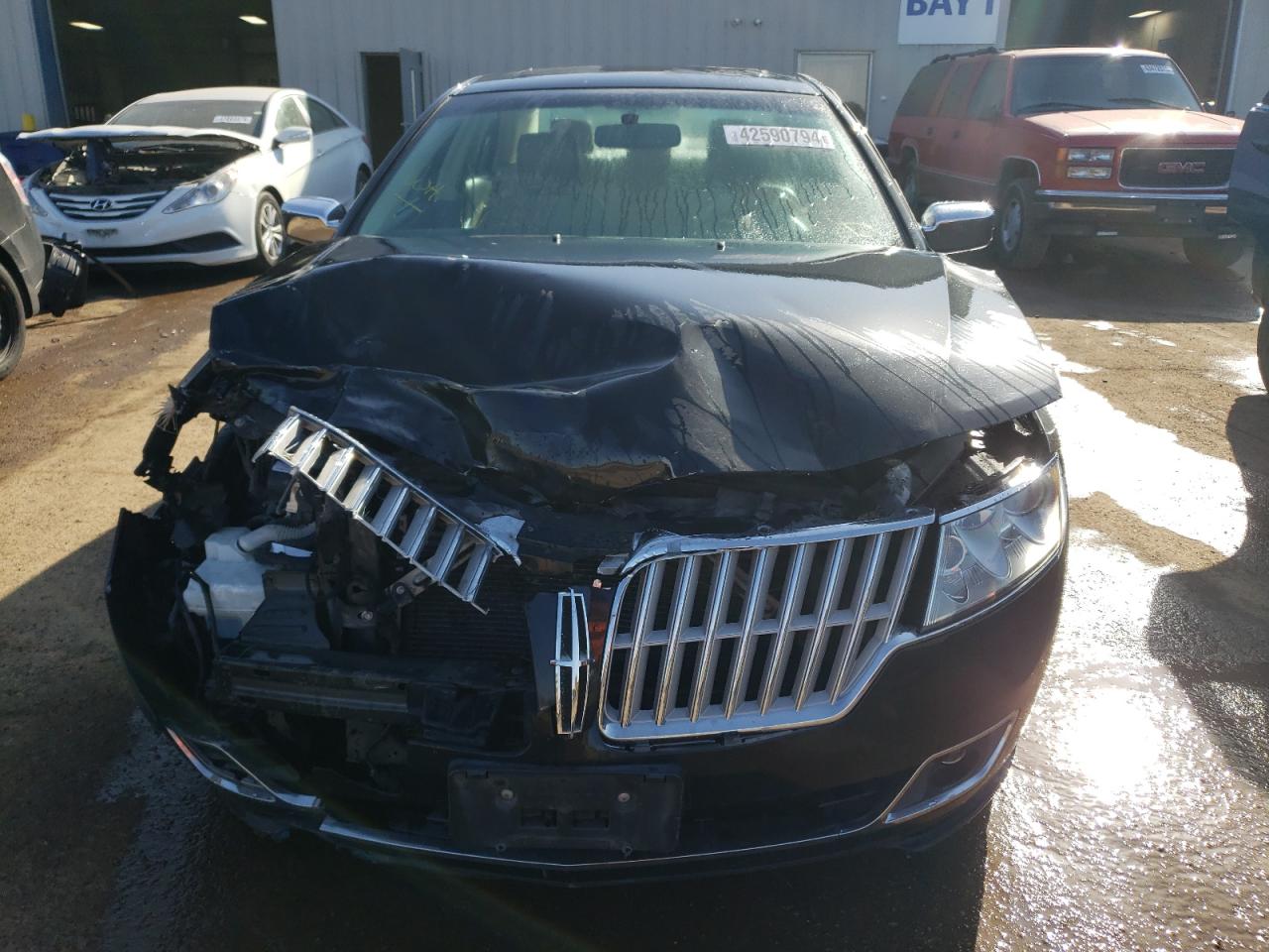 Photo 4 VIN: 3LNHL2GCXCR830846 - LINCOLN MKZ 