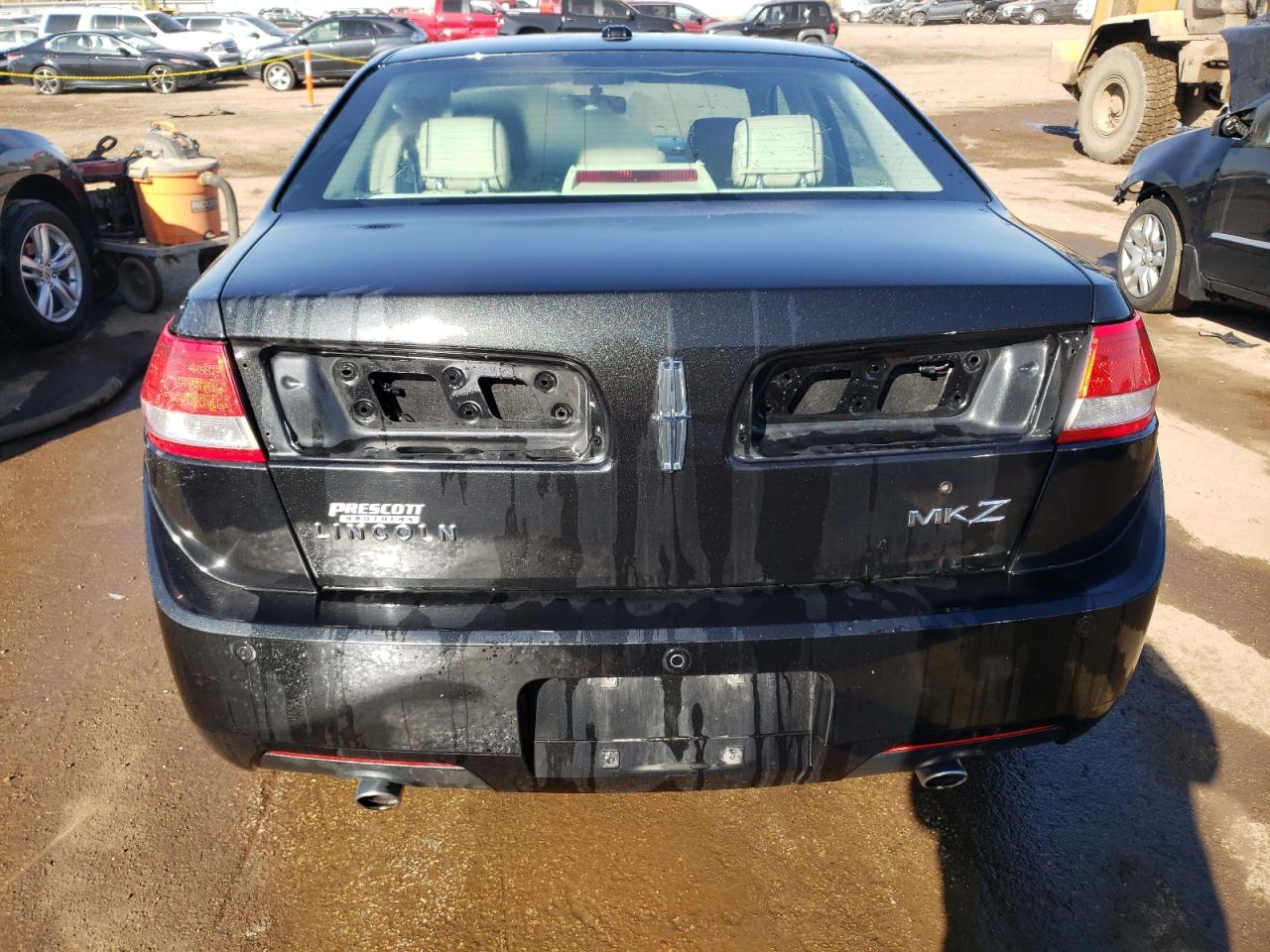 Photo 5 VIN: 3LNHL2GCXCR830846 - LINCOLN MKZ 