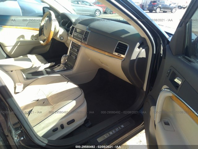 Photo 4 VIN: 3LNHL2JC0CR835238 - LINCOLN MKZ 