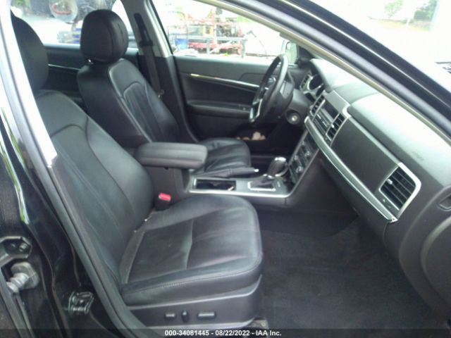 Photo 4 VIN: 3LNHL2JC1CR817721 - LINCOLN MKZ 