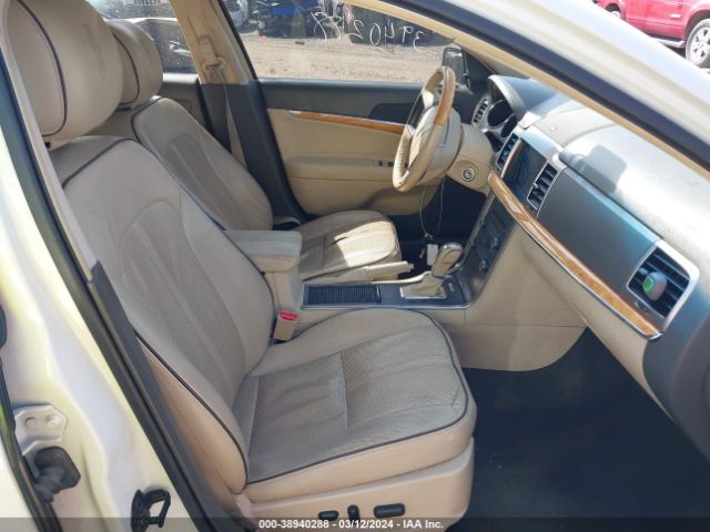 Photo 4 VIN: 3LNHL2JC1CR824006 - LINCOLN MKZ 