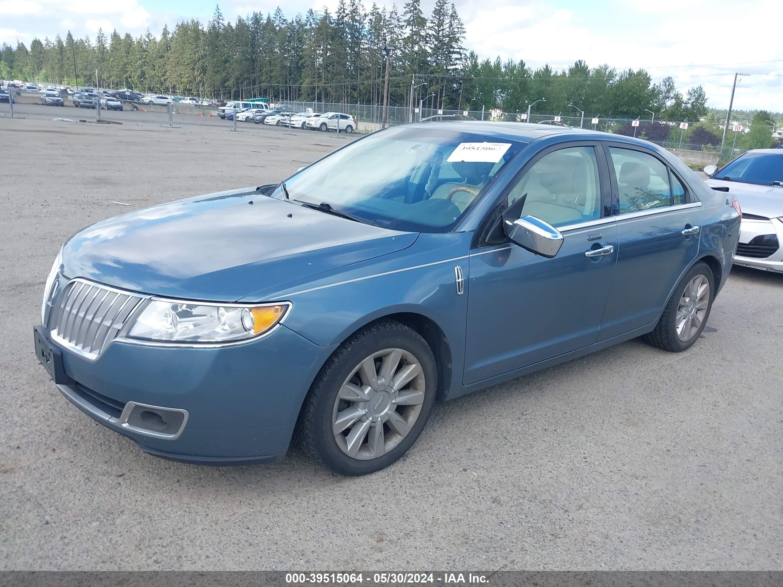 Photo 1 VIN: 3LNHL2JC1CR837743 - LINCOLN MKZ 