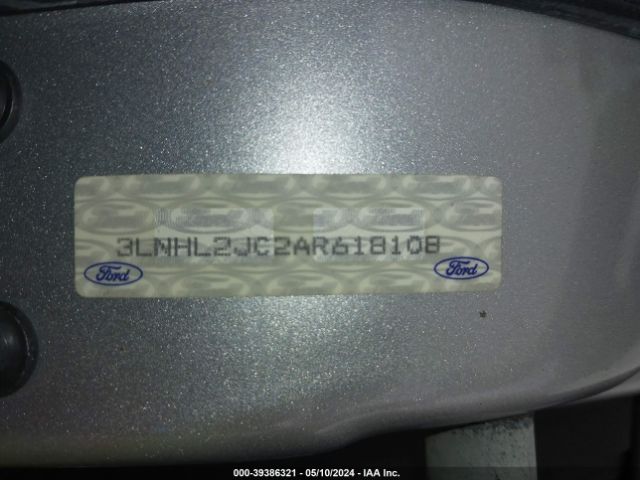 Photo 8 VIN: 3LNHL2JC2AR618108 - LINCOLN MKZ 