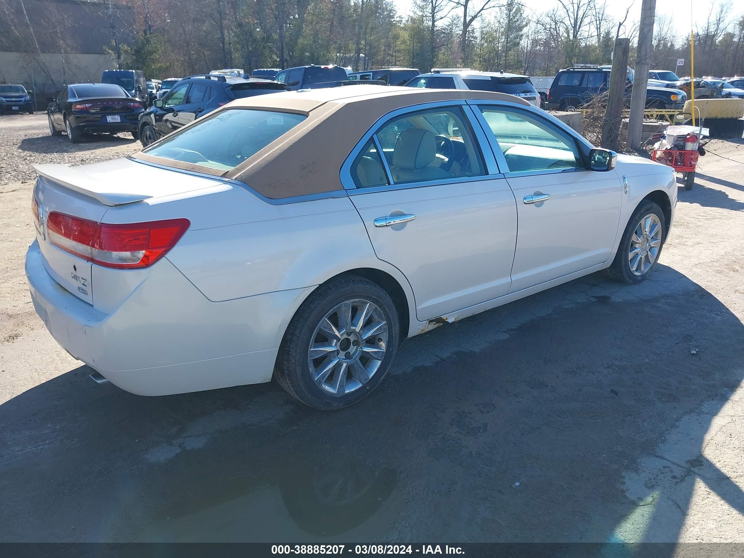 Photo 3 VIN: 3LNHL2JC2BR751310 - LINCOLN MKZ 