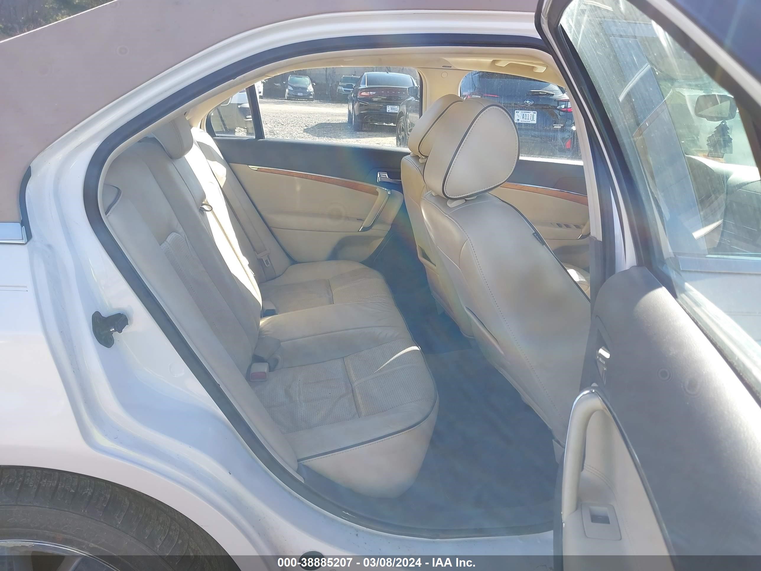 Photo 7 VIN: 3LNHL2JC2BR751310 - LINCOLN MKZ 