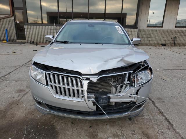 Photo 4 VIN: 3LNHL2JC2CR811474 - LINCOLN MKZ 