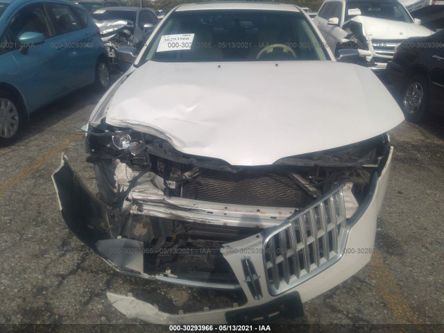 Photo 5 VIN: 3LNHL2JC3BR758069 - LINCOLN MKZ 