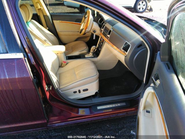 Photo 4 VIN: 3LNHL2JC3CR817669 - LINCOLN MKZ 