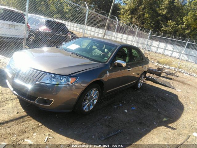 Photo 1 VIN: 3LNHL2JC3CR823942 - LINCOLN MKZ 