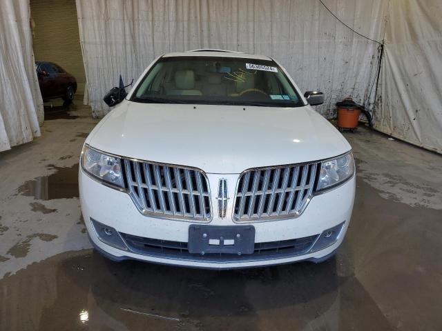 Photo 4 VIN: 3LNHL2JC3CR839235 - LINCOLN MKZ 