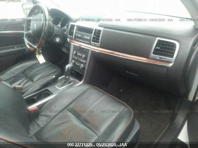 Photo 4 VIN: 3LNHL2JC4BR771767 - LINCOLN MKZ 